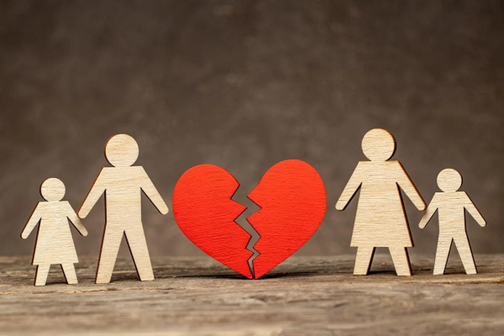 چرا طلاق توافقی بدون مشاوره تخصصی ریسک بزرگی است؟